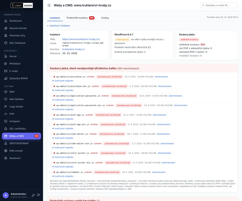 Detail napadené instalace WordPressu: změněné soubory jádra se zamaskovaným JavaScriptem